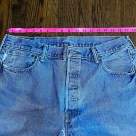 Levi's 501 Jeans - Picture 6 of 7